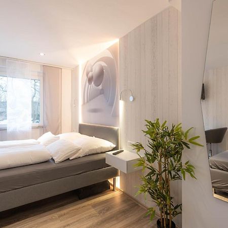 Messe-Hotelzimmer-Einzimmerappartement Leverkusen Ngoại thất bức ảnh