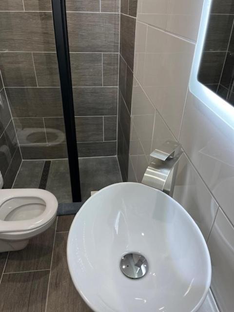 Messe-Hotelzimmer-Einzimmerappartement Leverkusen Phòng bức ảnh